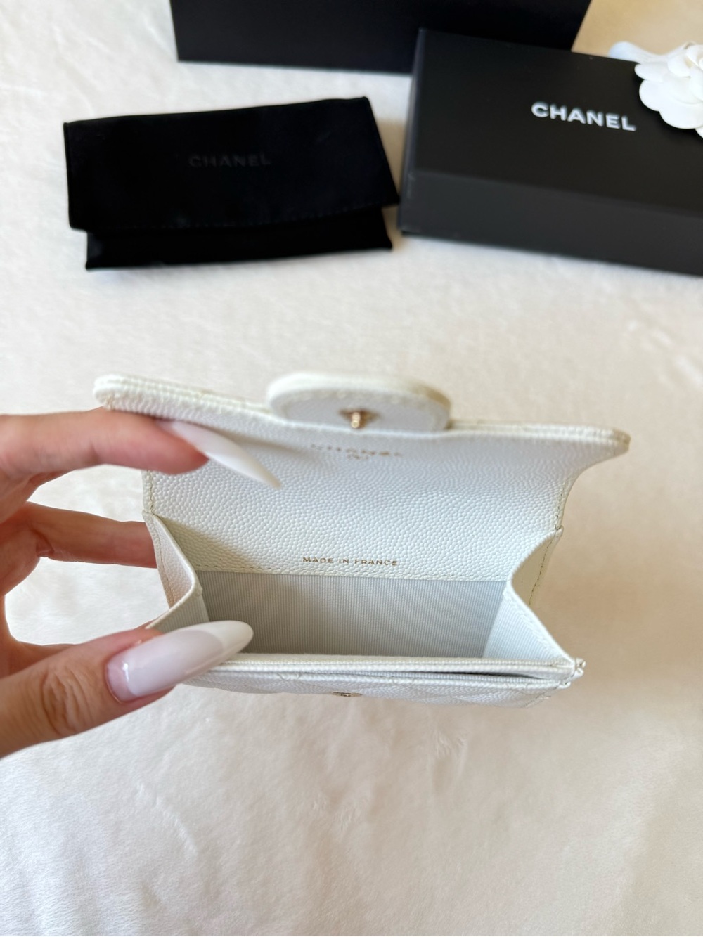 CHANEL Classic Flap Card Holder - Picture 4 of 9